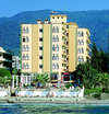 Macellan Hotel 